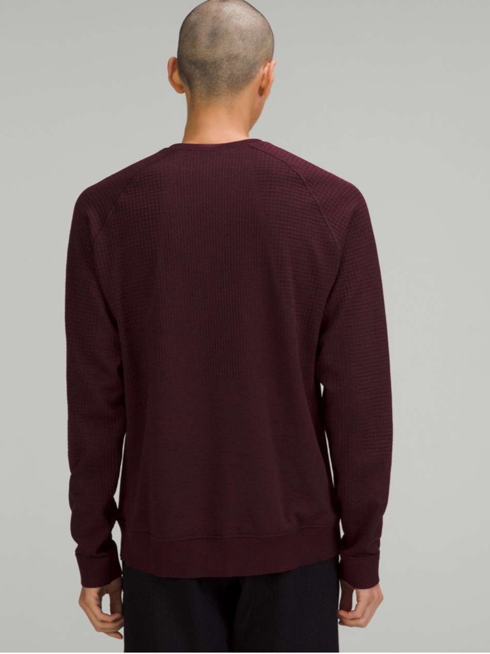 Lululemon Engineered Warmth Long Sleeve Crew in Cassis/ Pomegranate/ Black M - Picture 4 of 14